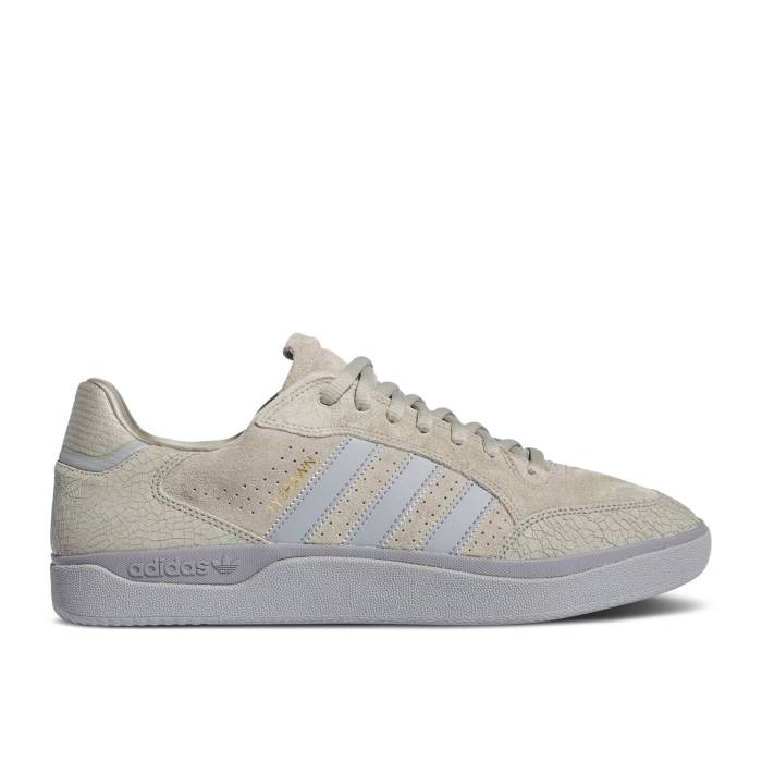 アディダス Adidas 【 Tyshawn Low 'Silver Pebble' Men Silver Pebble/Grey Three/Gold Metallic 】 メンズ Silver 銀色・シルバー 灰色 グレー ゴールド