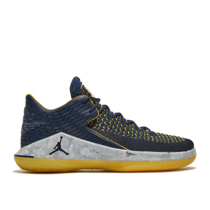 ナイキ エアジョーダン Air Jordan 【 Jordan 32 Low Michigan Wolverines Men Blue/Yellow-White 】 メンズ 青色 ブルー
