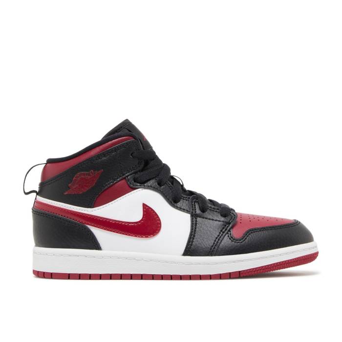 ナイキ エアジョーダン Air Jordan 【 Jordan 1 Mid Ps \u0027Bred Toe\u0027 Youth Black/Noble Red/White 】 ミッド 御坊っちゃん キッズ 黒いこと 黒いこと Red 赤・赤いこと 白いこと 白いこと 靴-キッズファッション