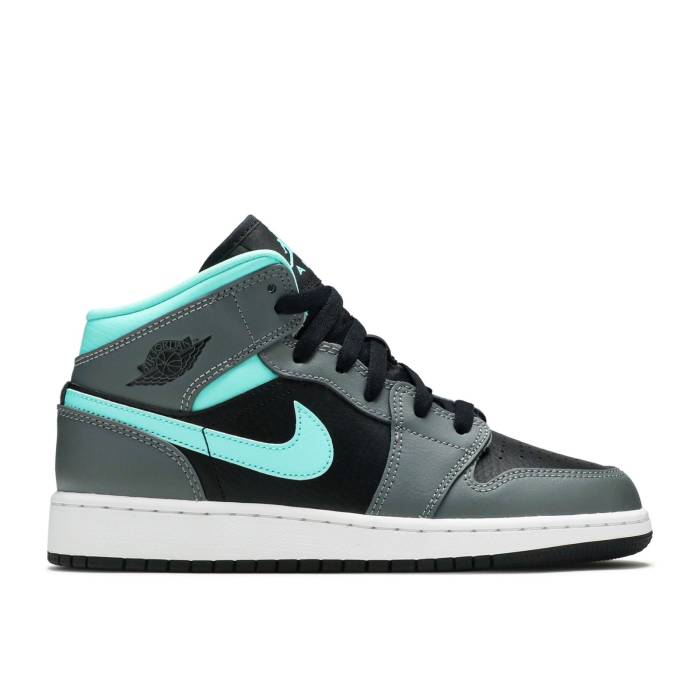 ナイキ エアジョーダン Air Jordan 【 Jordan 1 Mid ガウス \u0027Grey Aqua\u0027 Youth Black/Light Aqua/Dark Smoke Grey 】 ミッド 御坊っちゃん キッズ 黒いこと 黒いこと アクア 薄墨色 薄墨色