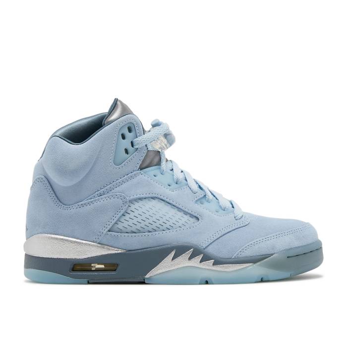 ナイキ エアジョーダン Air Jordan 【 Wmns Jordan 5 Retro \u0027Blue Bird\u0027 Women Photo Blue/Football Grey/Metallic Silver/White 】 レトロ レディース 青味 青み 蹴球 薄墨色 薄墨色 Silver しろがね色・しろがね色 白いこと