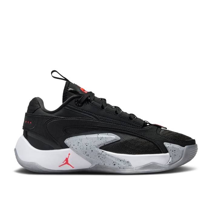 ナイキ エアジョーダン Air Jordan 【 Jordan Luka 2 ガウス \u0027Black Cement\u0027 Youth Black/Bright Crimson/Wolf Grey/White 】 御坊っちゃん キッズ 黒いこと 黒いこと クリムゾン 薄墨色 薄墨色 白いこと 白いこと