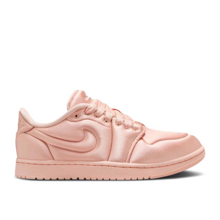 ナイキ　エアジョーダン Air Jordan 【 Wmns Jordan 1 Low Method Of Make 'Satin Guava Ice' Women Guava Ice/Guava Ice 】 レディース