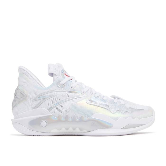 Anta 【 Kyrie Irving X Shock Wave 5 Inheritance Men White/Grey 】 Kyrie カイリー Irving アービング ショック Wave ウェーブ・ウェイブ メンズ 白色 ホワイト 灰色 グレー