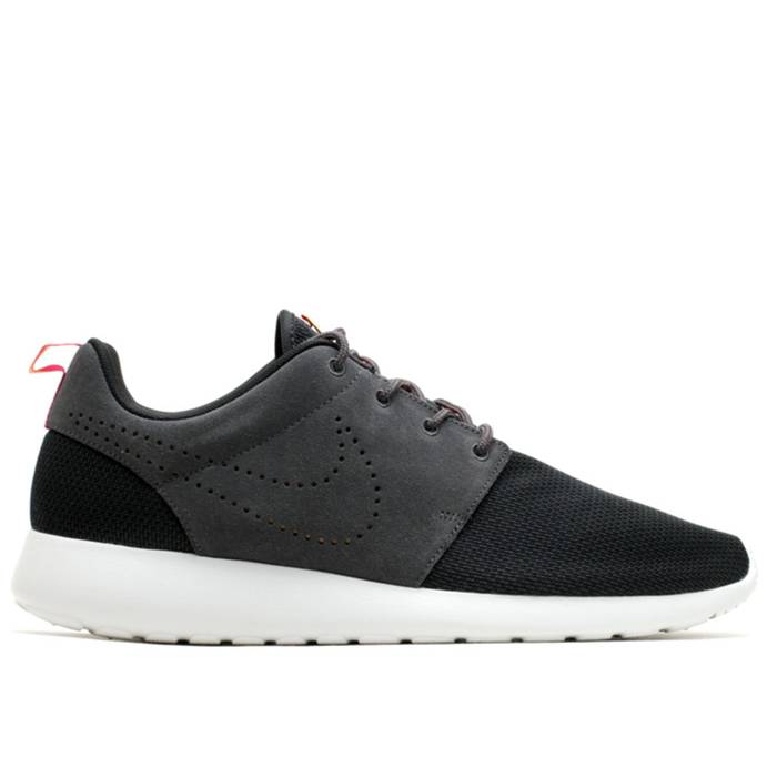 ナイキ Nike 【 Rosherun Men Black/Dark Charcoal-Blk-Pnk Fl 】 置き目シラン メンズ 黒いこと 黒いこと