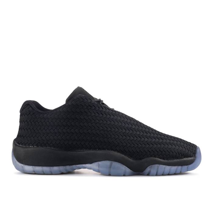 ナイキ エアジョーダン Air Jordan 【 Jordan Future Low Bg \u0027Gamma\u0027 Youth Black/Metallic Silver-Black 】 お坊っちゃん キッズ 黒いこと 黒いこと