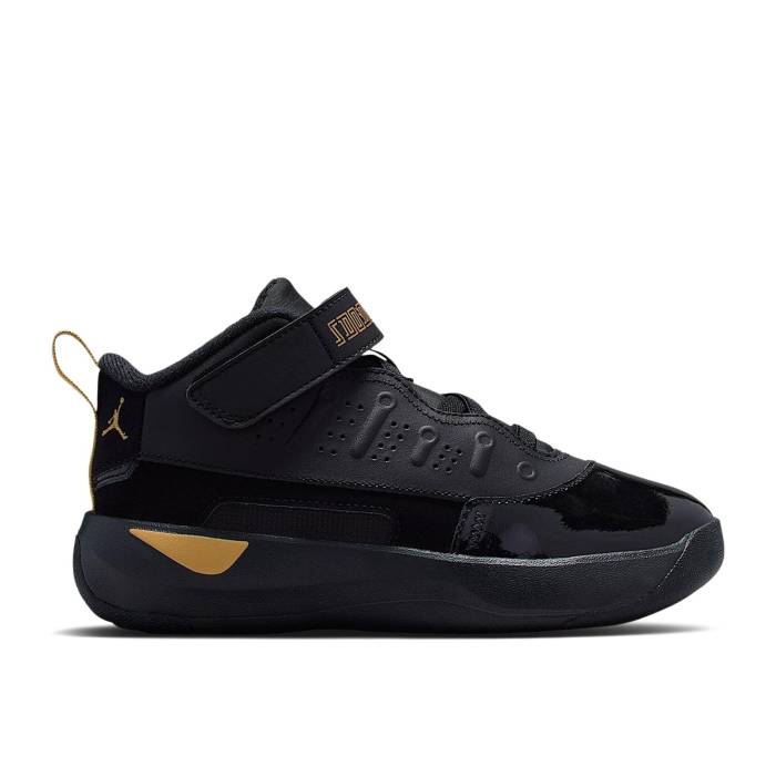 ナイキ エアジョーダン Air Jordan 【 Jordan Max Aura 7 Ps \u0027Black/Black/Metallic Gold\u0027 Youth Black/Black/Metallic Gold 】 マックス 佇まい お坊っちゃん キッズ 黒いこと 黒いこと ゴールド