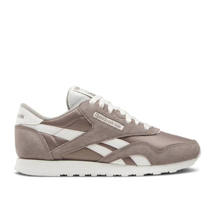 リーボック Reebok 【 Wmns Classic Nylon \u0027Gritty Grey\u0027 Women Gritty Grey/Gritty Grey/Chalk 】 古典派音楽 ナイロン レディース 薄墨色 薄墨色