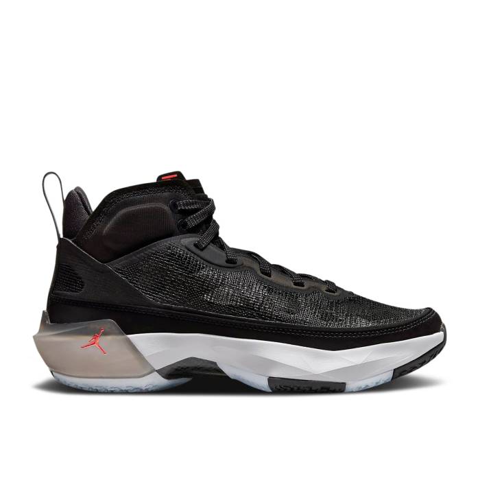 ナイキ エアジョーダン Air Jordan 【 Jordan 37 Gs Black Hot Punch Youth Black/White/Hot Punch/Multi-Color 】 ジュニア キッズ 黒色 ブラック 白色 ホワイト