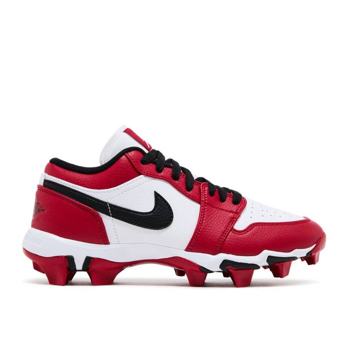 ナイキ　エアジョーダン Air Jordan 【 Jordan 1 Low Cleat Gs 'Chicago' Youth White/Gym Red/Black 】 ジュニア キッズ 白色 ホワイト Red 赤・レッド 黒色 ブラック 27,300円
