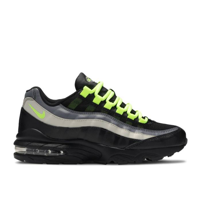 ナイキ Nike 【 Air Max 95 ガウス \u0027Black Volt\u0027 Youth Black/Dark Grey/Light Bone/Volt 】 マックス お坊っちゃん キッズ 黒いこと 黒いこと 薄墨色 薄墨色