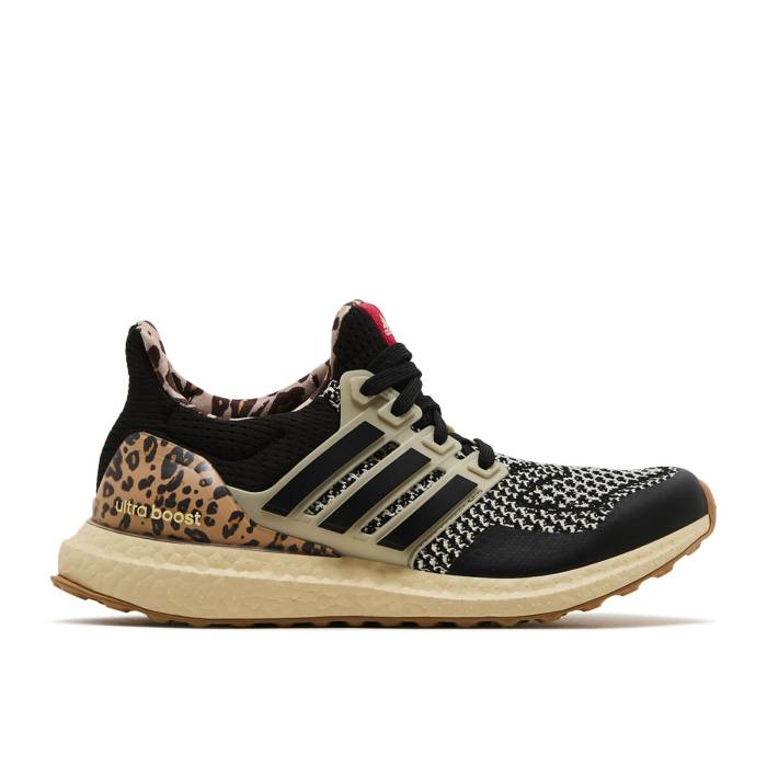 アディダス Adidas 【 Wmns Ultraboost 1.0 \u0027Leopard\u0027 Women Core Black/Cyber Metallic/Warm Vanilla 】 レディース 中核グループ 黒いこと 黒いこと ウォーム
