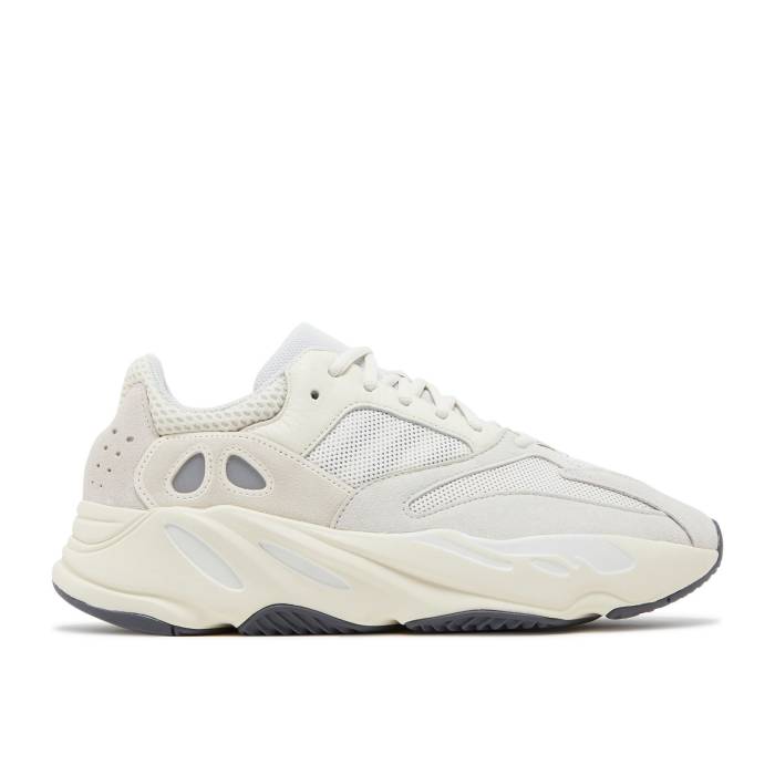 アディダス Adidas 【 Yeezy Boost 700 \u0027Analog\u0027 Men Analog/Analog/Analog 】 ブースト メンズ