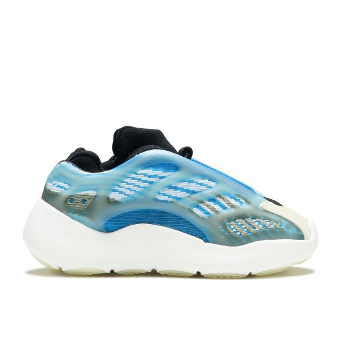 アディダス Adidas 【 Yeezy 700 V3 Infant \u0027Arzareth\u0027 Infant Arzareth/Arzareth/Arzareth 】 もの言う花