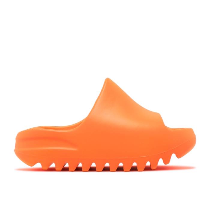 アディダス Adidas 【 Yeezy Slides Kids \u0027Enflame Orange\u0027 Youth Enflame Orange/Enflame Orange/Enflame Orange 】 お坊っちゃん キッズ orange 橙・オレンジ色