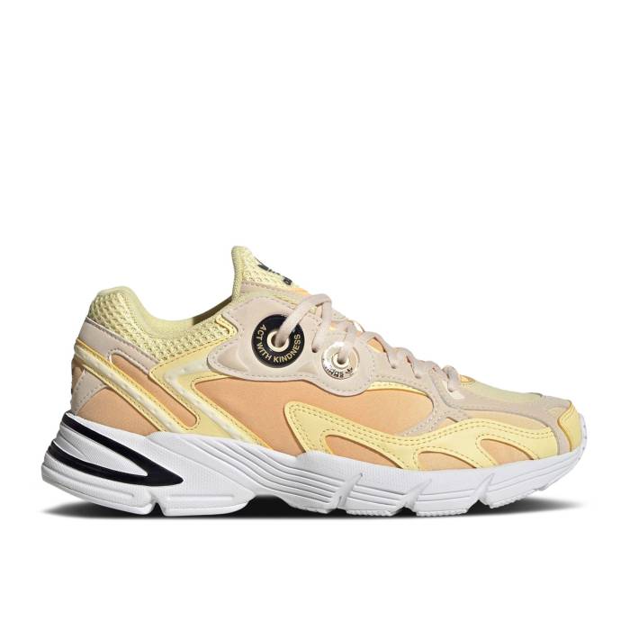 アディダス Adidas 【 Wmns Astir \u0027Almost Yellow Ecru Tint\u0027 Women Almost Yellow/Almost Yellow/Ecru Tint 】 yellow 黄味がかった・黄色 レディース yellow 黄味がかった・黄色