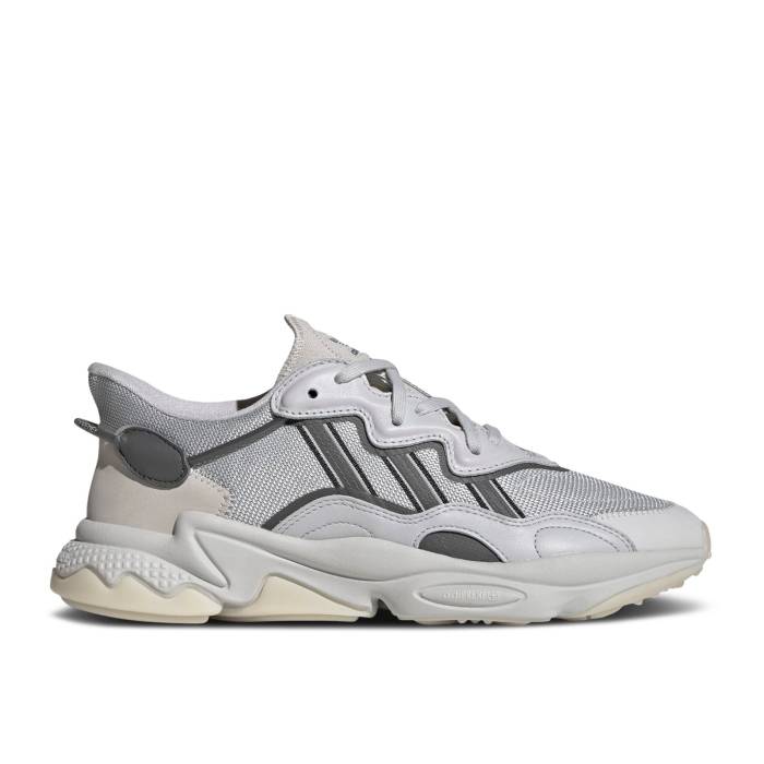 アディダス Adidas 【 Ozweego 'Light Solid Grey' Men Light Solid Grey/Grey Four/Grey Six 】 ソリッド メンズ ソリッド 灰色 グレー|スニケス