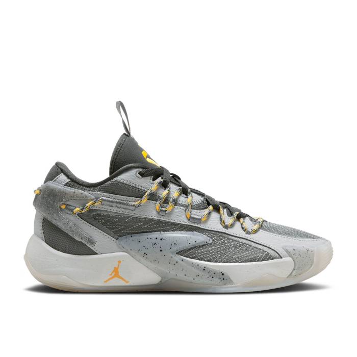 ナイキ エアジョーダン Air Jordan 【 Jordan Luka 2 Pf Caves Men Smoke Grey/Laser Orange/Light Smoke Grey/Dark Smoke Grey/Photon Dust 】 メンズ 灰色 グレー Laser レーザー orange 橙・オレンジ