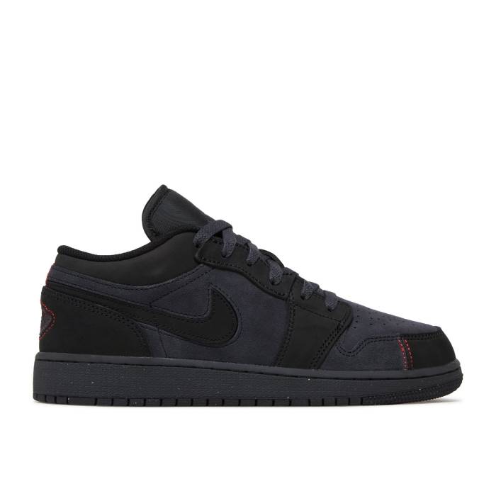 ナイキ エアジョーダン Air Jordan 【 Jordan 1 Low Se Craft ガウス \u0027Dark Smoke Red\u0027 Youth Dark Smoke Grey/Varsity Red/Black 】 御坊っちゃん キッズ 薄墨色 薄墨色 Red 赤・赤いこと 黒いこと 黒いこと