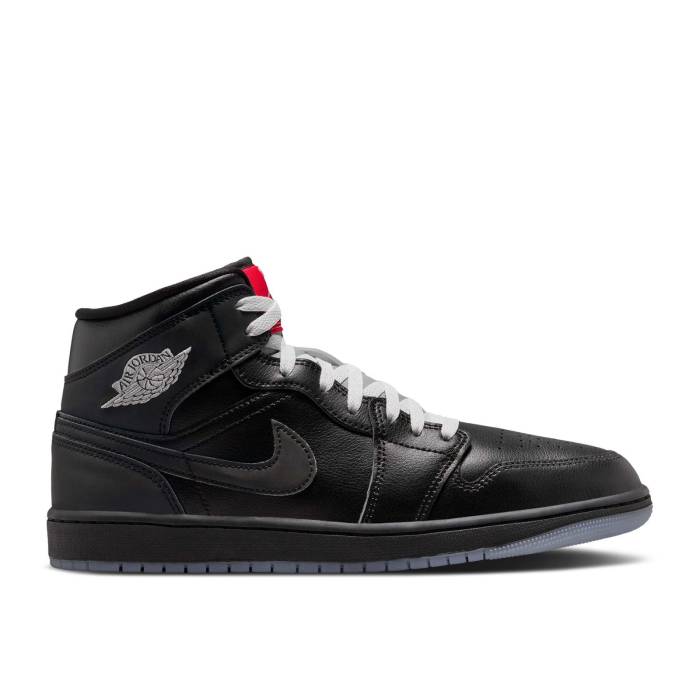 ナイキ エアジョーダン Air Jordan 【 Jordan 1 Mid Se \u0027Black Metallic Reimagined\u0027 Men Black/Silver Metallic/University Red 】 ミッド メンズ 黒いこと 黒いこと Silver しろがね色・しろがね色 Red 赤・赤いこと