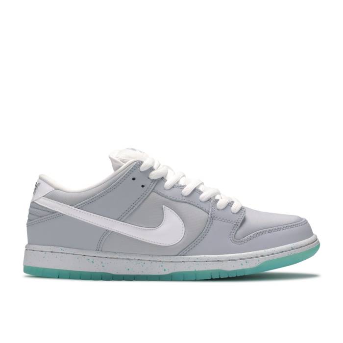 ナイキ Nike 【 Sb Dunk Low \u0027Marty Mcfly\u0027 Men Wolf Grey/White-Light Retro 】 エスビー ダンク メンズ 薄墨色 薄墨色 レトロ
