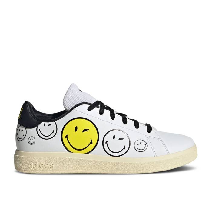 アディダス Adidas 【 Smiley X Advantage Base 2.0 J \u0027Smiley Graphics\u0027 Youth Cloud White/Bright Yellow/Core Black 】 お坊っちゃん キッズ 白いこと 白いこと yellow 黄味がかった・黄色 中核グループ 黒いこと 黒いこと