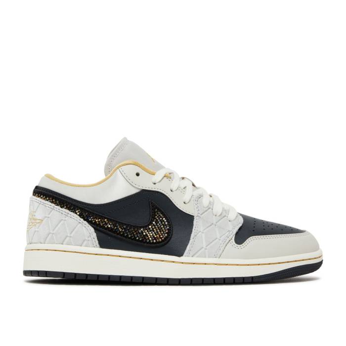 ナイキ エアジョーダン Air Jordan 【 Jordan 1 Low Se \u0027Beaded Swoosh\u0027 Men Anthracite/Light Bone/Sail/Wolf Grey/Gold Dust 】 メンズ 薄墨色 薄墨色 ゴールド
