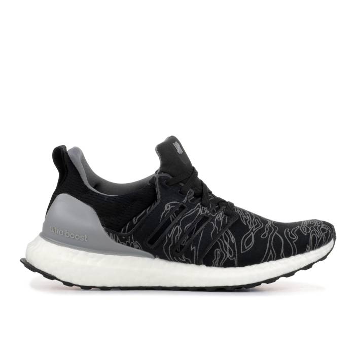 アディダス Adidas 【 Undefeated X Ultraboost \u0027Utility Black\u0027 Men Shift Grey/Cinder/Utility Black 】 アンディフィーテッド メンズ 薄墨色 薄墨色 黒いこと 黒いこと