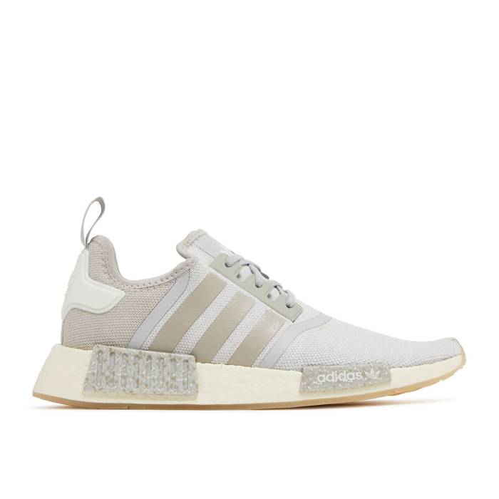 アディダス Adidas 【 Nmd_R1 \u0027Metal Grey Sand\u0027 Men Metal Grey/Feather Grey/Sand 】 薄墨色 薄墨色 メンズ 金属元素 薄墨色 薄墨色 砂色・真砂 メンズ靴-靴-スニーカー