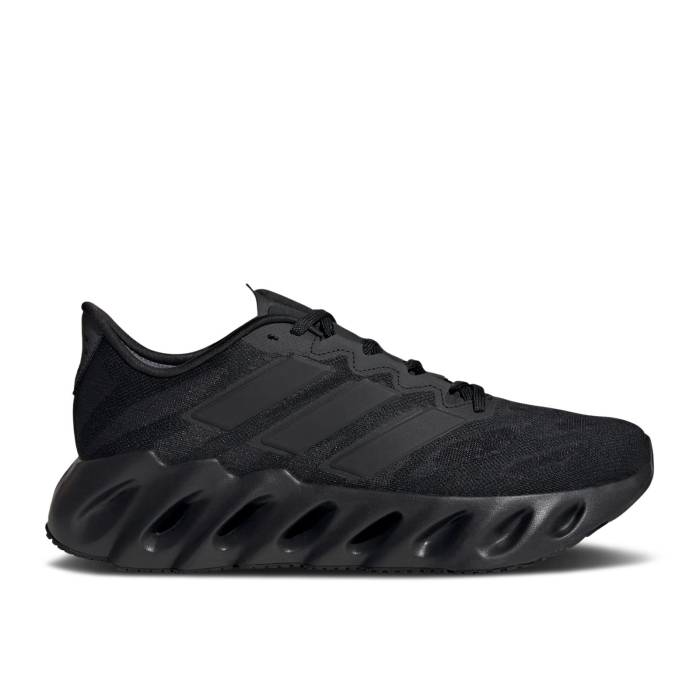 アディダス Adidas 【 Switch Fwd 'Black Carbon' Men Core Black/Core Black/Carbon 】 メンズ コア 黒色 ブラック カーボン