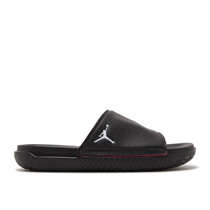 ナイキ エアジョーダン Air Jordan 【 Jordan Play Slide \u0027Black University Red\u0027 Men Black/Photon Dust/Off Noir/University Red 】 Slide サンダル メンズ 黒いこと 黒いこと Red 赤・赤いこと