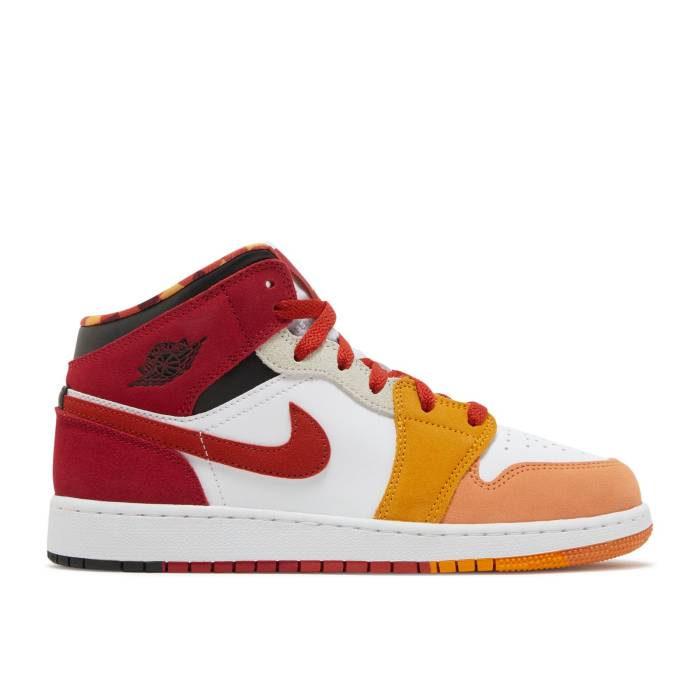 ナイキ エアジョーダン Air Jordan 【 Jordan 1 Mid Se ガウス \u0027Picnic\u0027 Youth Paprika/Black/Canyon Gold/Cinnabar 】 ミッド 御坊っちゃん キッズ 黒いこと 黒いこと ゴールド 靴-スニーカー