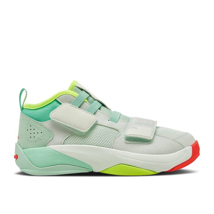 ナイキ エアジョーダン Air Jordan 【 Jordan Zion 2 Ps \u0027Spring Hoops\u0027 Youth Barely Green/Flash Crimson/Volt/Mint Foam 】 御坊っちゃん キッズ green 緑・緑であること クリムゾン