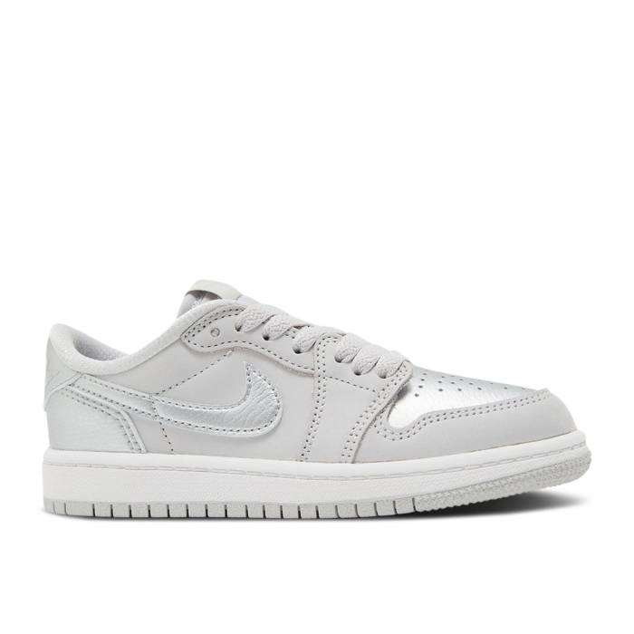 ナイキ エアジョーダン Air Jordan 【 Jordan 1 Retro Low Og Ps \u0027Metallic Silver\u0027 Youth Neutral Grey/Metallic Silver/White 】 レトロ 御坊っちゃん キッズ 薄墨色 薄墨色 Silver しろがね色・しろがね色 白いこと 白いこと