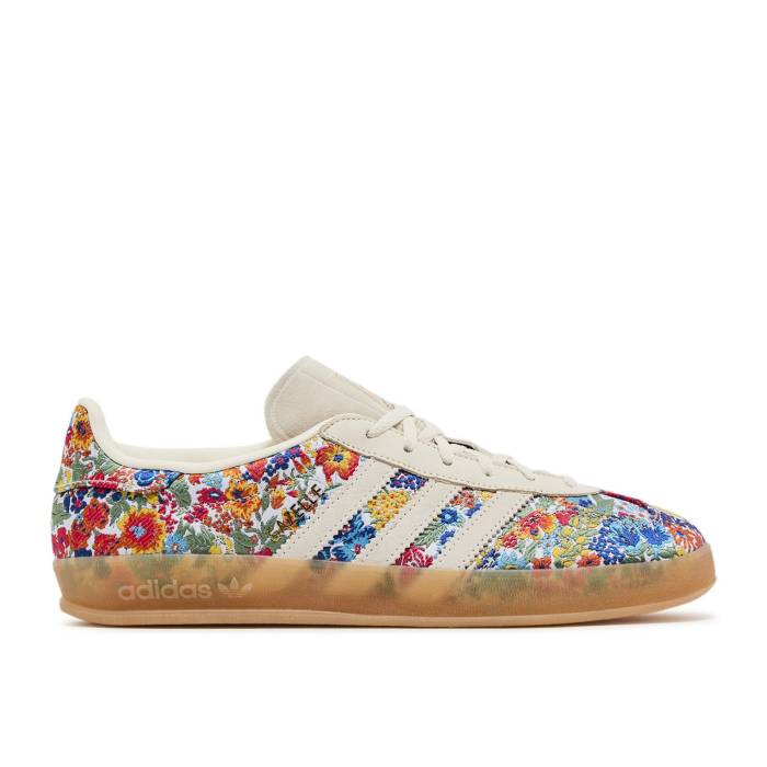 アディダス Adidas 【 Liberty London X Wmns Gazelle Indoor \u0027Floral Embroidery\u0027 Women Off White/Gum/Collegiate Green 】 ガゼル レディース 白いこと 白いこと green 緑・緑であること