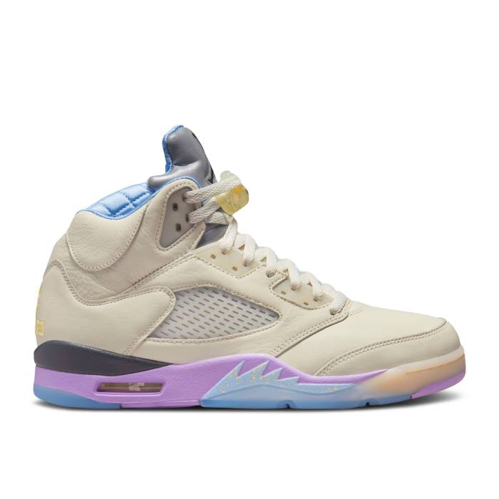 ナイキ エアジョーダン Air Jordan 【 Dj Khaled X Jordan 5 Retro \u0027We The Best - Sail\u0027 Sample Men Sail/Washed Yellow/Violet Star 】 レトロ メンズ yellow 黄味がかった・黄色 紫・相撲取り草