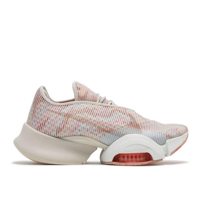 ナイキ Nike 【 Wmns Air Zoom Superrep 2 \u0027Desert Sand Metallic Copper\u0027 Women Desert Sand/Summit White/Crimson Bliss/Metallic Copper 】 望遠レンズ 砂色・沙子 レディース 砂色・沙子 白いこと 白いこと クリムゾン 銅色 コッパ