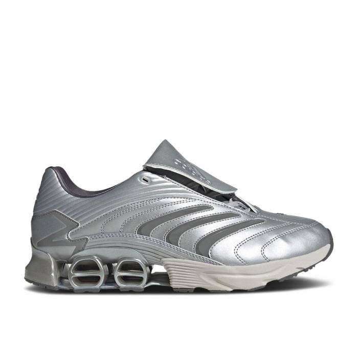 アディダス Adidas 【 Predator Megaride \u0027Silver Metallic\u0027 Men Grey Two/Grey Four/Silver Metallic 】 プレデター メンズ 薄墨色 薄墨色 Silver しろがね色・しろがね色