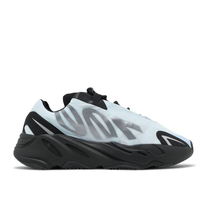 アディダス Adidas 【 Yeezy Boost 700 Mnvn \u0027Blue Tint\u0027 Men Blue Tint/Blue Tint/Blue Tint 】 ブースト メンズ 青碧 青碧