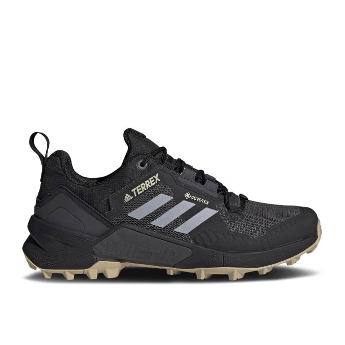 アディダス Adidas 【 Wmns Terrex Swift R3 Gtx \u0027Black Gum\u0027 Women Core Black/Halo Silver/Dgh Solid Grey 】 Swift レディース 中核グループ 黒いこと 黒いこと Silver しろがね色・しろがね色 益荒男 薄墨色 薄墨色