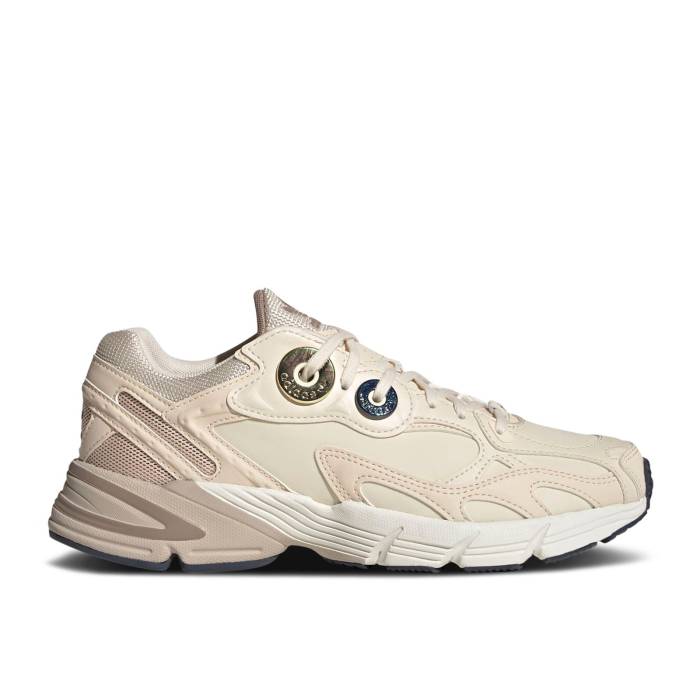 アディダス Adidas 【 Wmns Astir \u0027Ecru Tint\u0027 Women Ecru Tint/Ecru Tint/Gold Metallic 】 レディース ゴールド スニーカー-靴-レディース靴