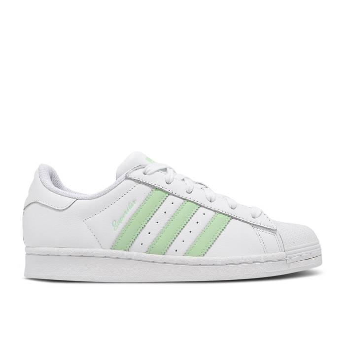 アディダス Adidas 【 Wmns Superstar \u0027White Semi Green Spark\u0027 Women Cloud White/Semi Green Spark/Cloud White 】 Superstar はやりっ児 green 緑・緑であること レディース 白いこと 白いこと green 緑・緑であること