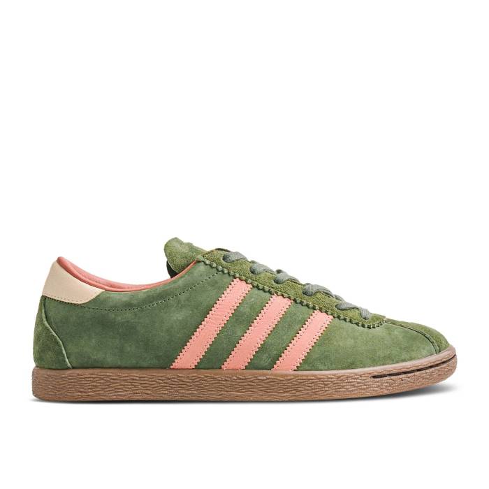 アディダス Adidas 【 End. X Tobacco \u0027Flyfishing Pack - Wild Pine\u0027 Men Wild Pine/Gum 】 紙巻きタバコ wild ワイルド メンズ wild ワイルド