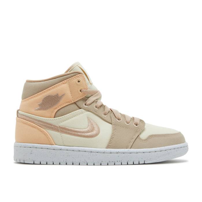 ナイキ エアジョーダン Air Jordan 【 Wmns Jordan 1 Mid Se \u0027Muslin Canvas\u0027 Women Muslin/Celestial Gold/Sail/Desert 】 ミッド レディース ゴールド