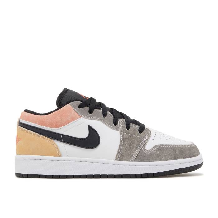 ナイキ エアジョーダン Air Jordan 【 Jordan 1 Low Se ガウス \u0027Flight Club\u0027 Youth Black/Magic Ember/Sundial/White 】 御坊っちゃん キッズ 黒いこと 黒いこと 神通力 白いこと 白いこと 靴-スニーカー-キッズ・ベビー・マタニティ