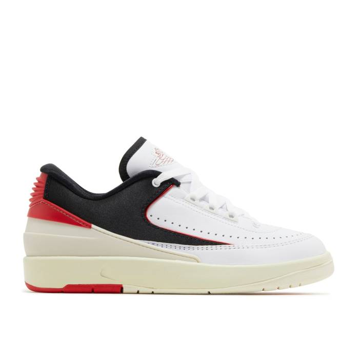 ナイキ エアジョーダン Air Jordan 【 Wmns Jordan 2 Retro Low \u0027Chicago Twist\u0027 Women White/University Red/Black/Coconut Milk 】 レトロ レディース 白いこと 白いこと Red 赤・赤いこと 黒いこと 黒いこと