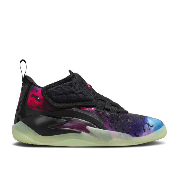 ナイキ　エアジョーダン Air Jordan 【 Jordan Zion 3 Ps 'Lift Off' Youth Black/Vivid Purple/Barely Volt/Solar Red 】 ジュニア キッズ 黒色 ブラック Purple 紫・パープル Red 赤・レッド｜スニケス