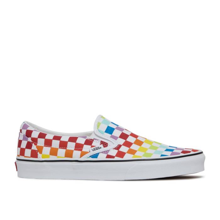 ヴァンズ Vans 【 Classic Slip-On \u0027Rainbow Checkerboard\u0027 Men Multi-Color/True White 】 古典派音楽 slip-on スリッポン メンズ 白いこと 白いこと