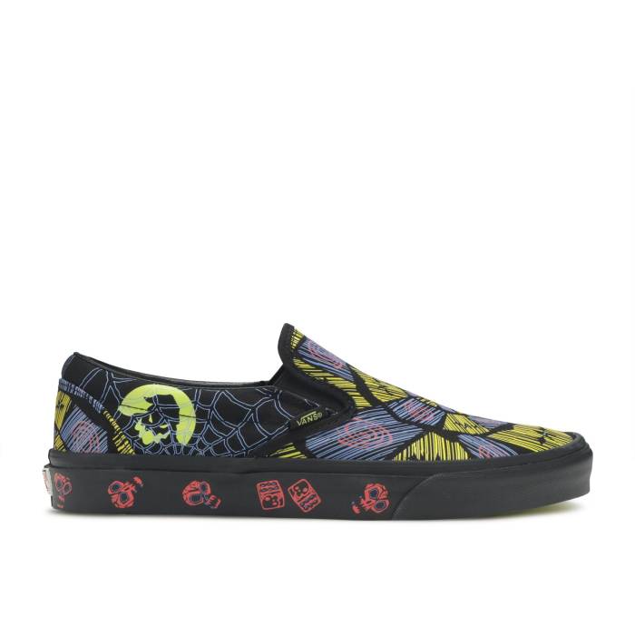 ヴァンズ Vans 【 The Nightmare Before Christmas X Classic Slip-On \u0027Oogie Boogie\u0027 Men Black/Multi 】 夢魔 クリスマス 古典派音楽 slip-on スリッポン メンズ 黒いこと 黒いこと