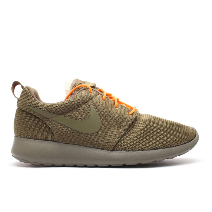 ナイキ Nike 【 Rosherun Men Squadron Green/Total Orange 】 ローシラン メンズ green 緑・グリーン orange 橙・オレンジ 29,965円